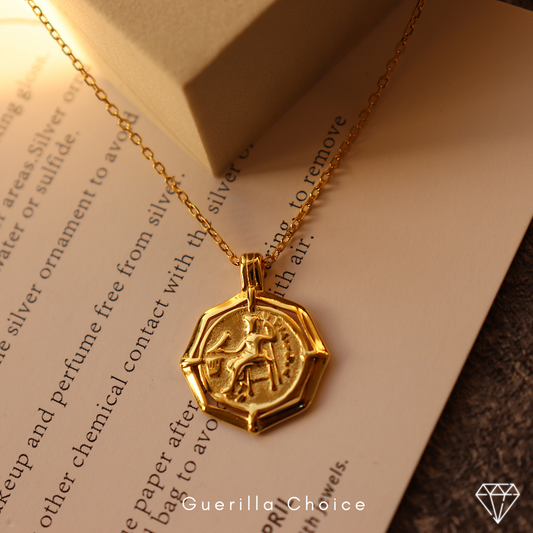 CHARM LE CLARISSE NECKLACE