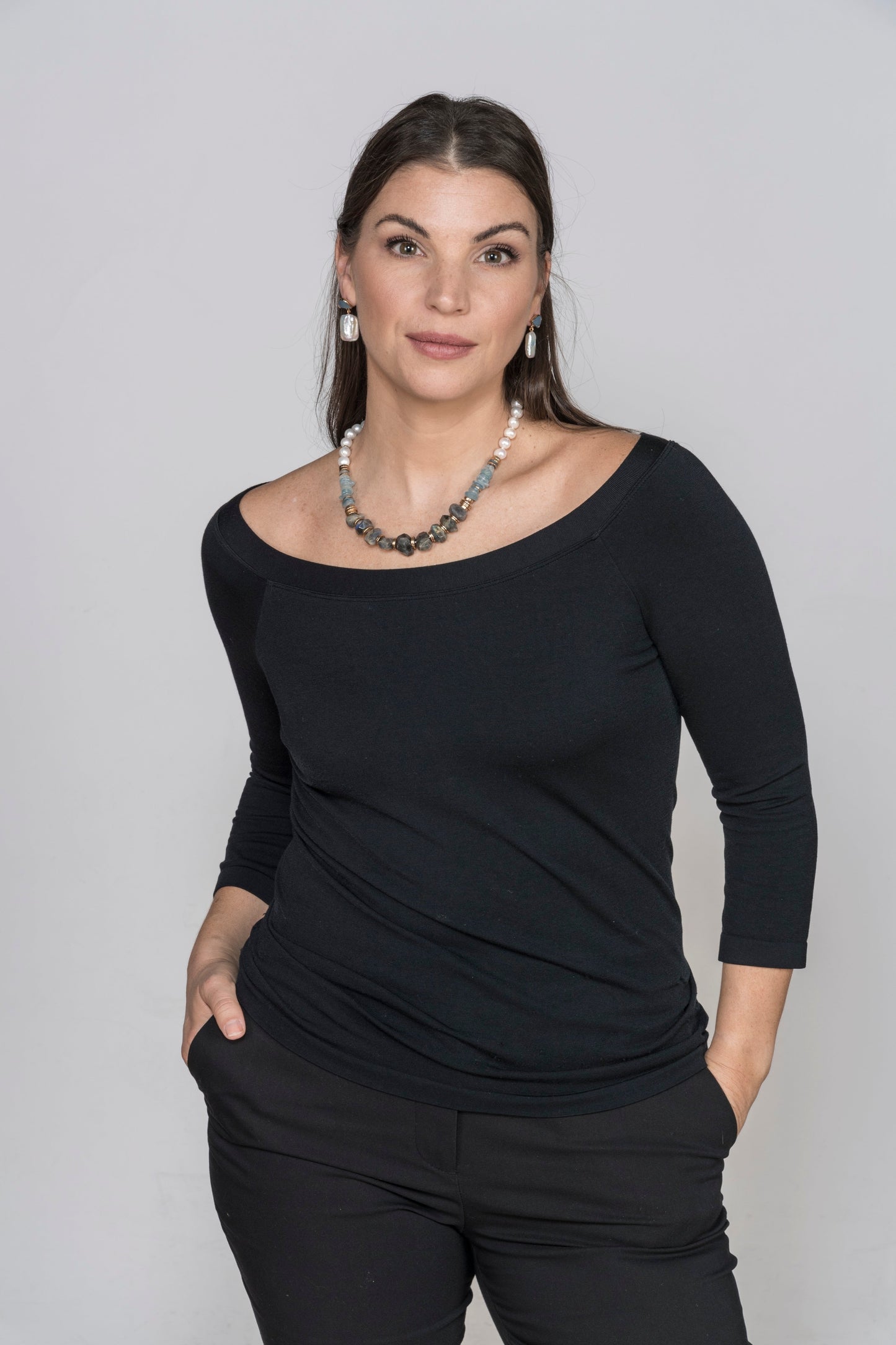 9-10mm Freshwater Pearls with natural Aquamarine and Labradorite Stones