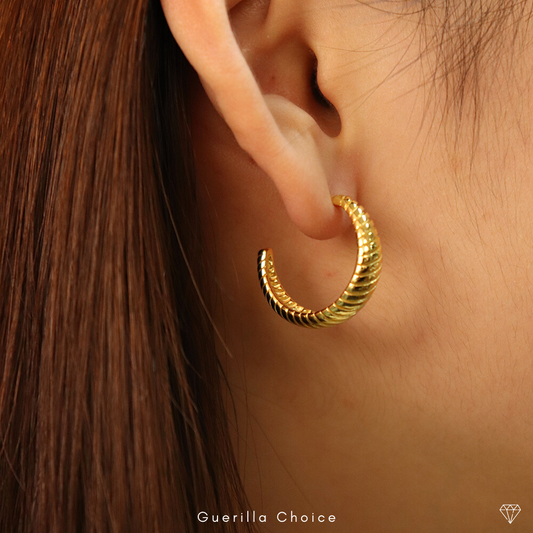 LA ELYSE GOLD EARRINGS