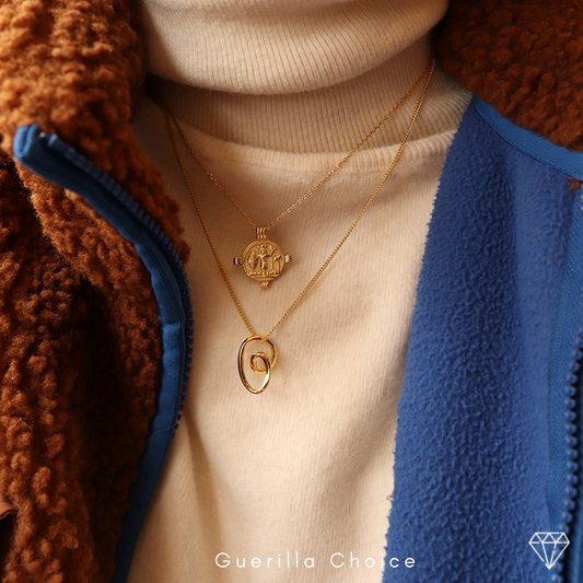 AUBREY CHARM GOLD NECKLACE