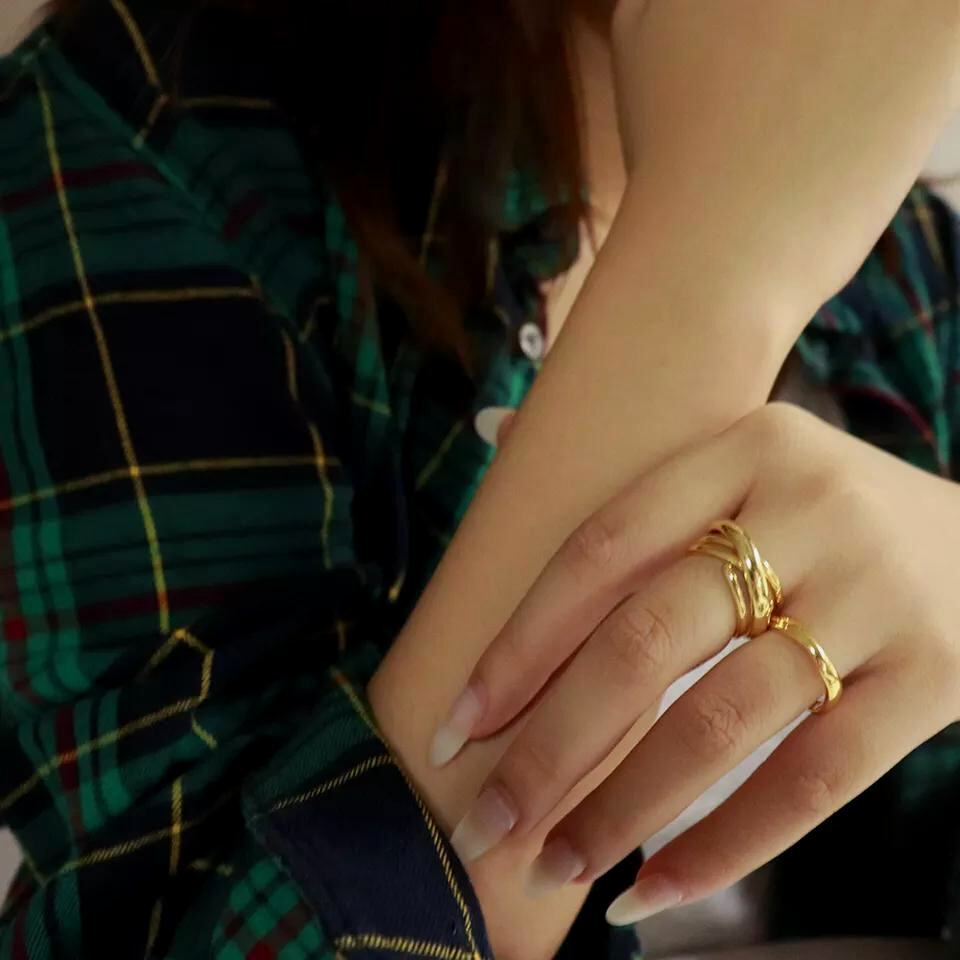 FLEUR ROY RING