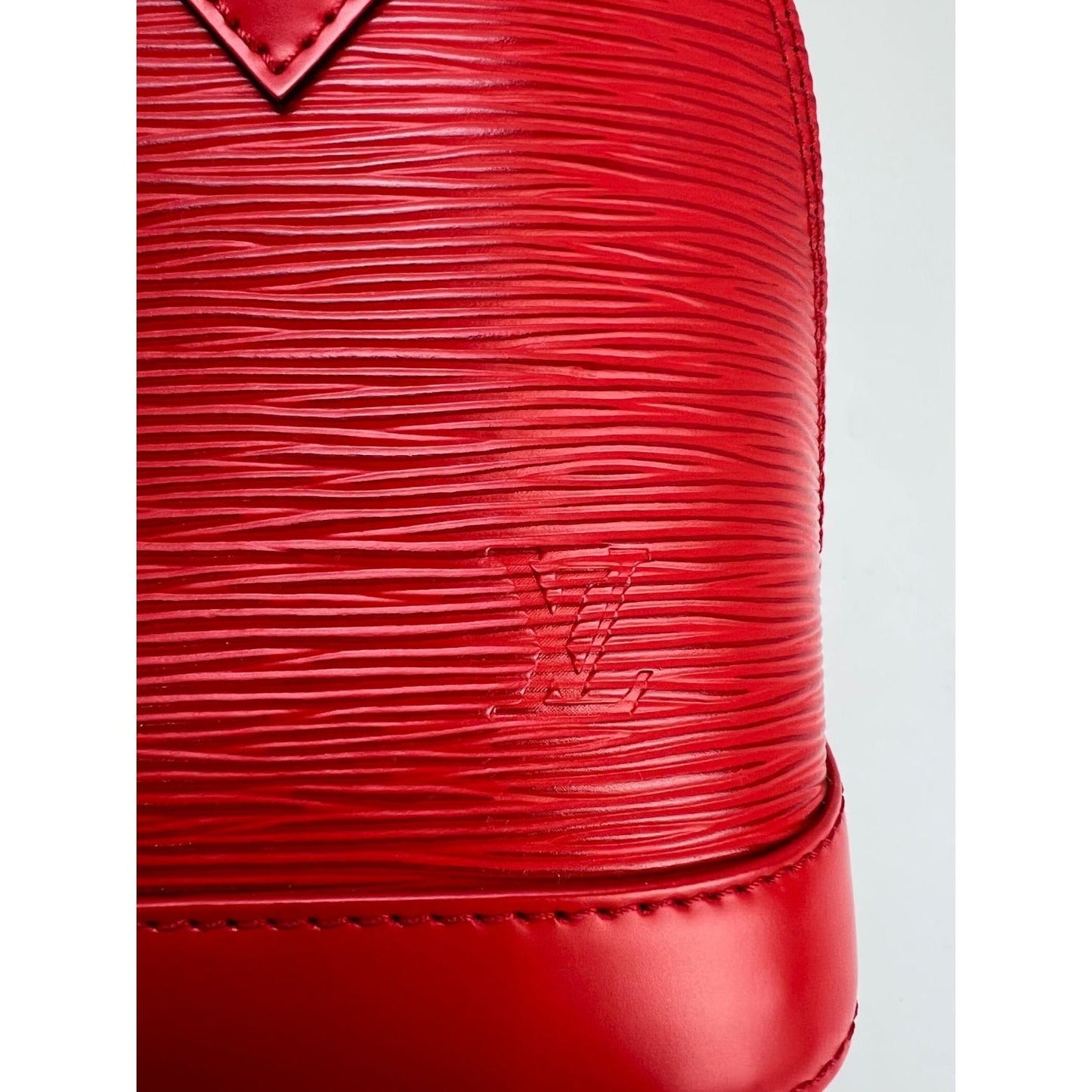 LOUIS VUITTON Alma BB Epi Coquelicot Shoulder Bag