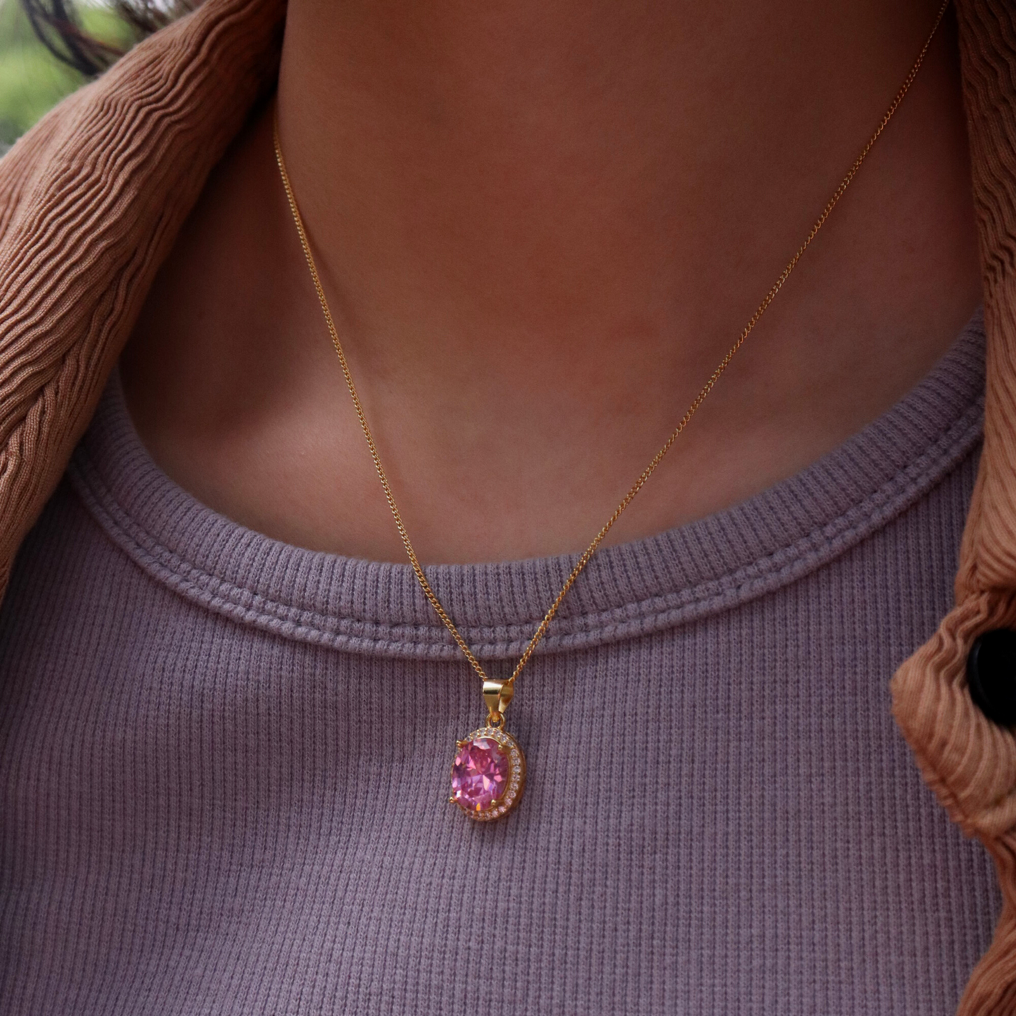 VALENTINE CRYSTAL NECKLACE