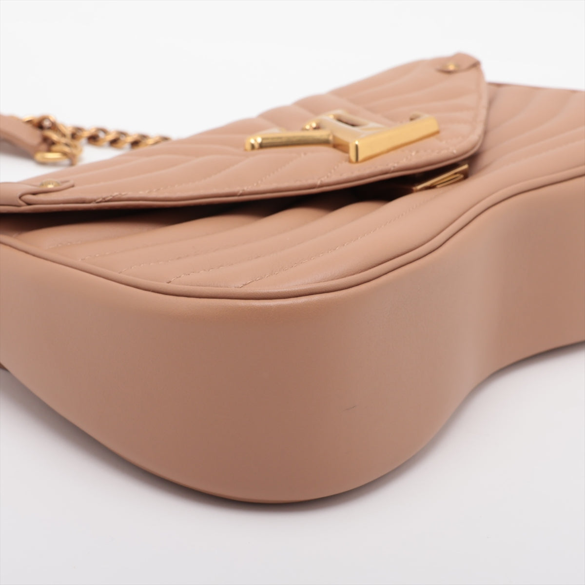 Louis Vuitton New Wave PM chain bag M55206 NZ2149