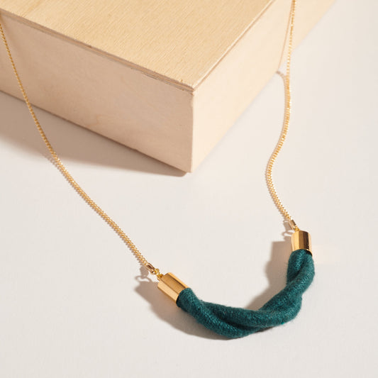 Twist Fiber + Chain Necklace
