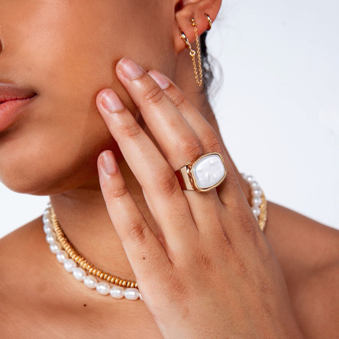 The Essential Pearl Necklace - Grande