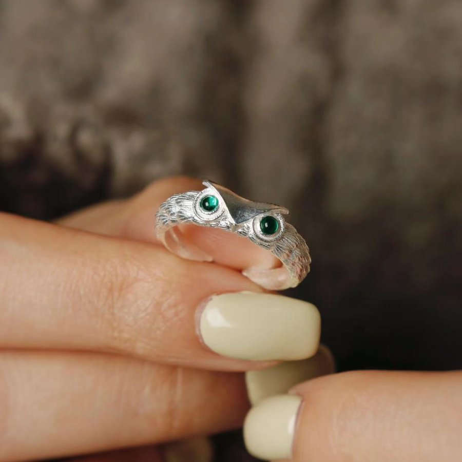 Dr. Owl Emerald Eye Band 18K Yellow Gold Open Ring