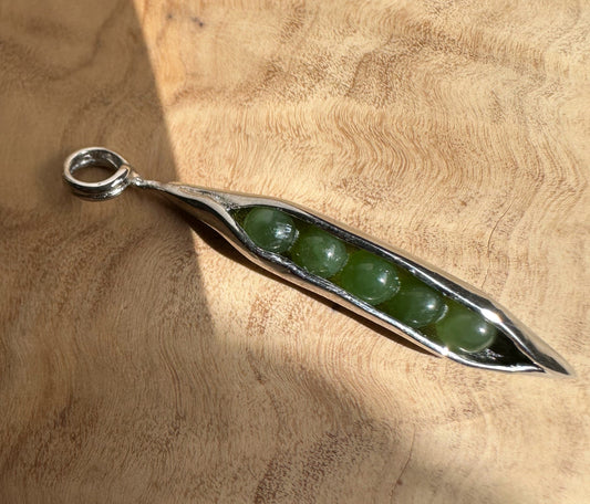Jade Peapod Pendant, 0072 Stainless Steel