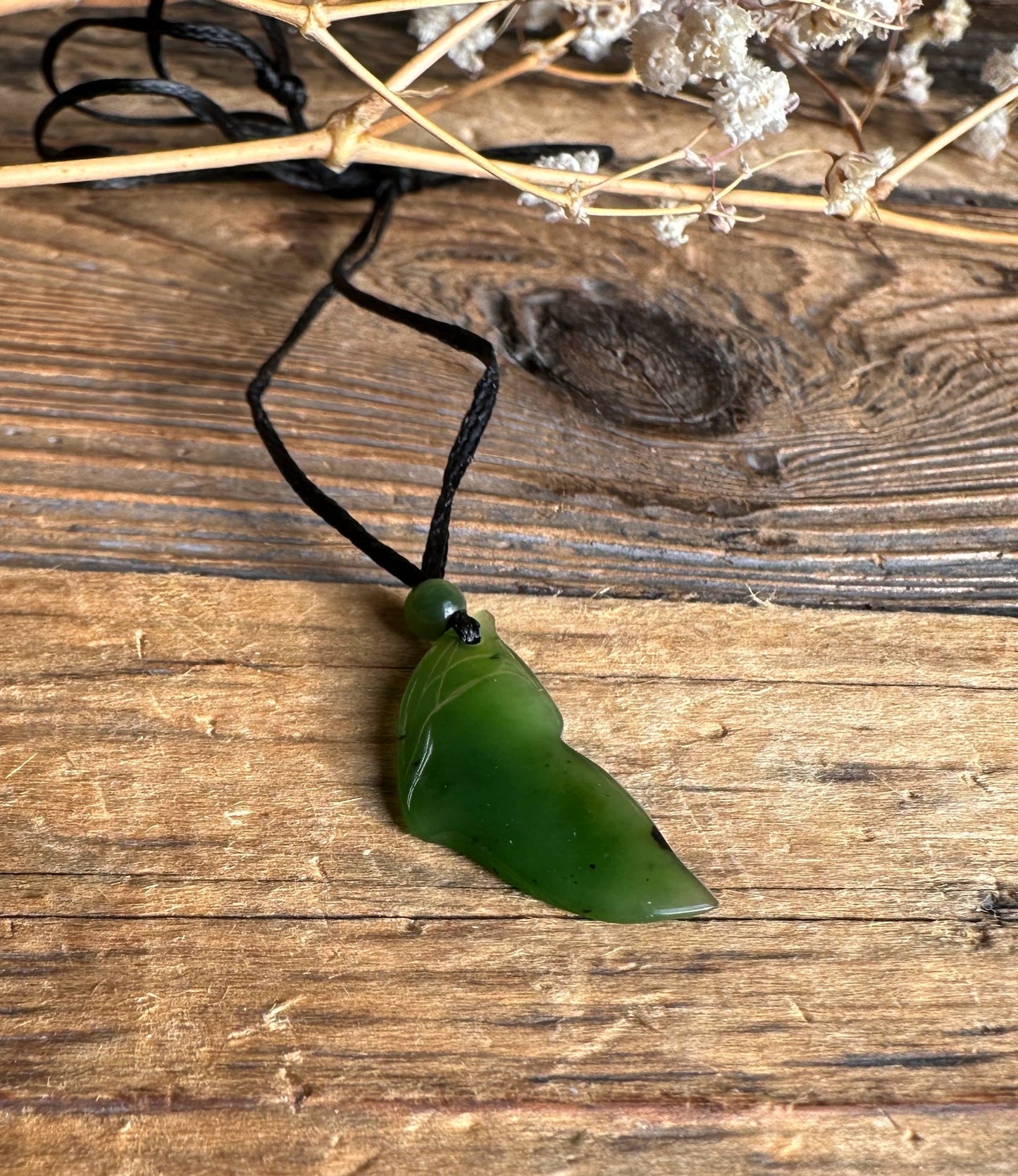Jade Whale Tail Pendant, 23mm