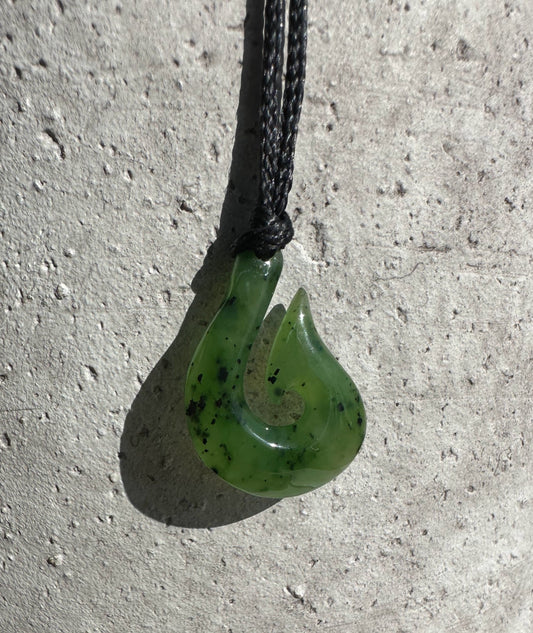 Jade Pendant, Fish Hook Small 20mm