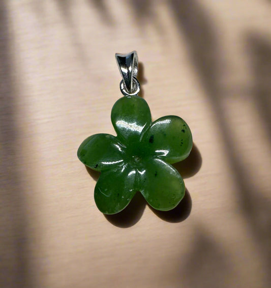 Jade Flower Pendant, Forget Me Knot