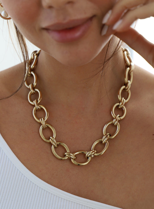 AMELIA STATEMENT CHAIN NECKLACE