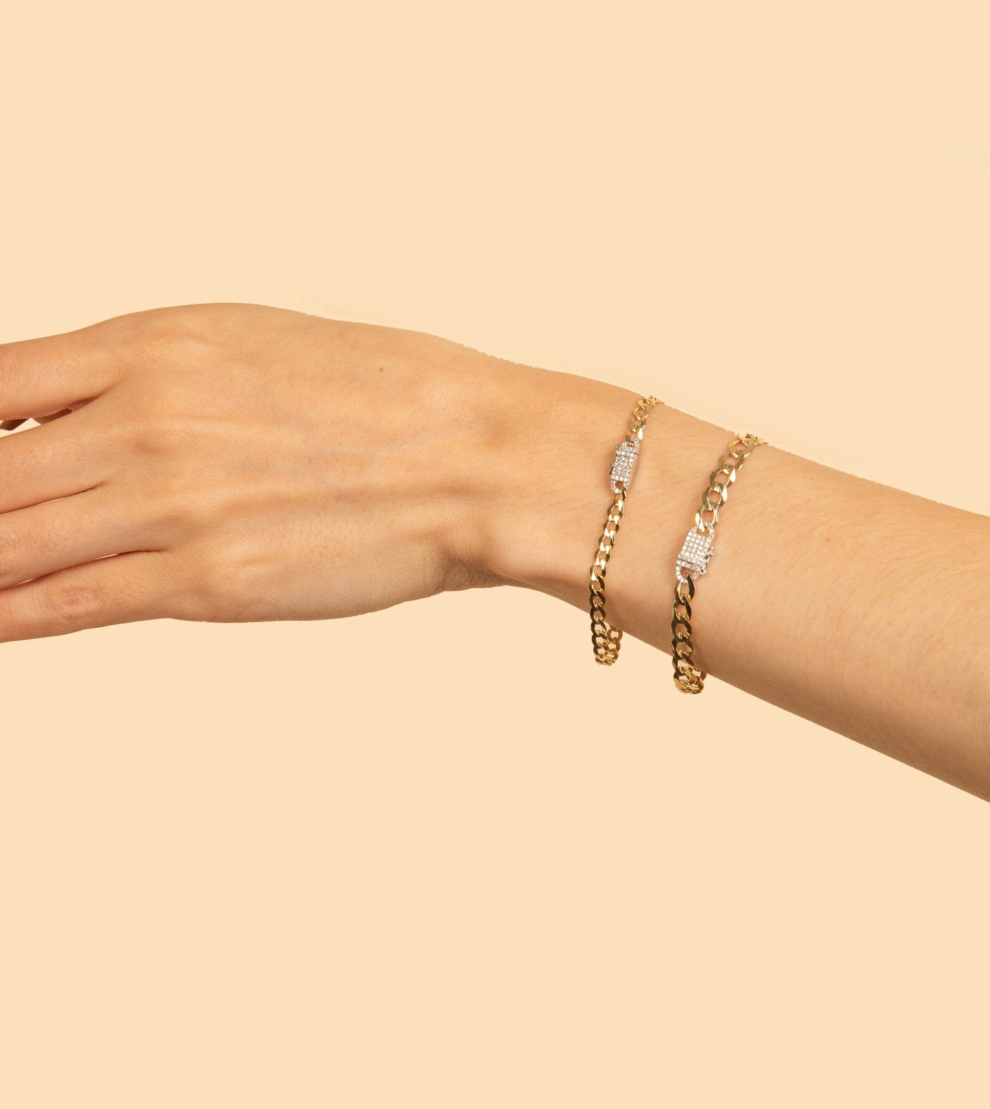 Diamond Lock Curb Link Chain Bracelet