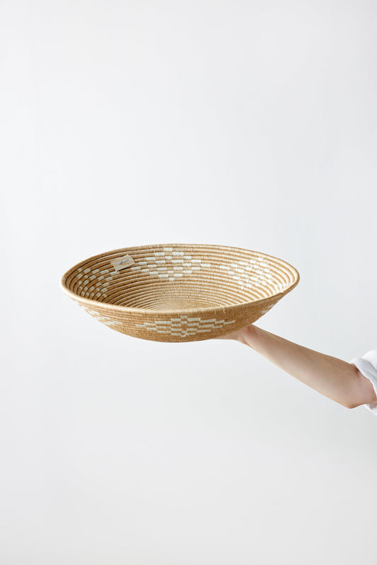 Blonde Rwanda Ivory Diamond Wall Basket