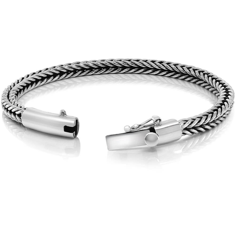 Slithering Silver