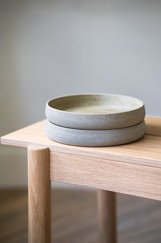 Stoneware Salad Plates with High Sides "Concrete"