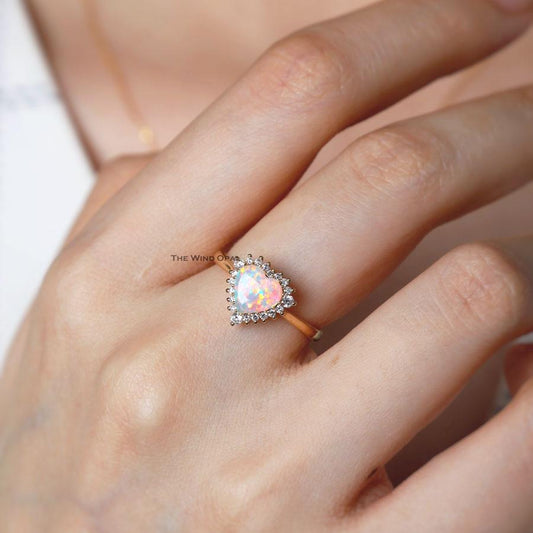 Rare Stunning Heart Shaped Opal Halo Diamond Engagement Ring 18k Yellow Gold