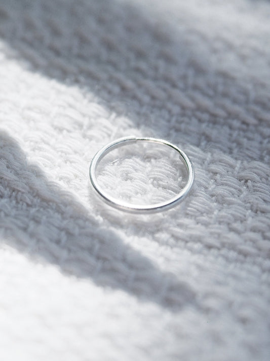 Single Unisex Men's Squared Silver Hoop Earring - Kahua