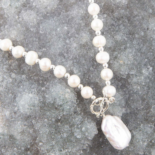 Sunday Best Pearl Toggle Necklace