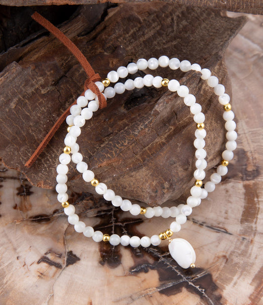 White Mother of Pearl Stretch Golden Bracelet