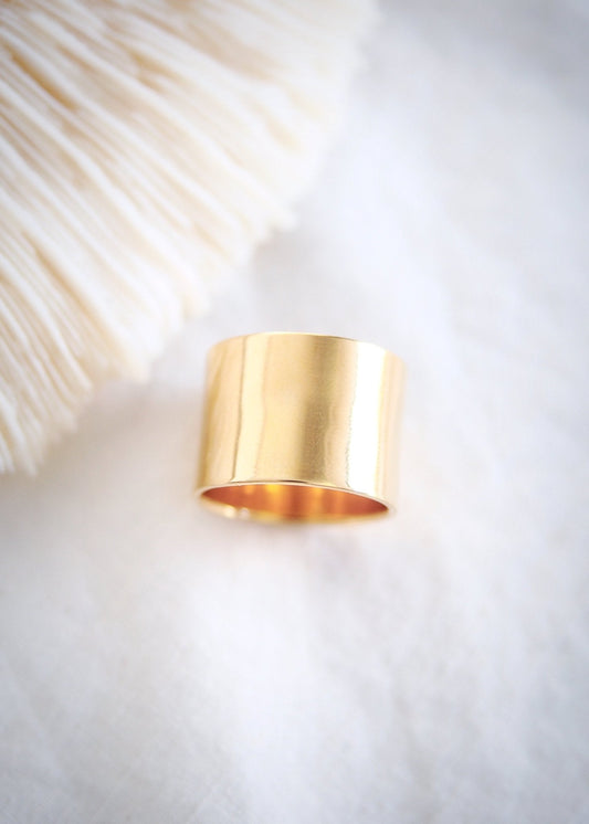 Wide Vermeil Gold Cigar Band Ring - Kahekili