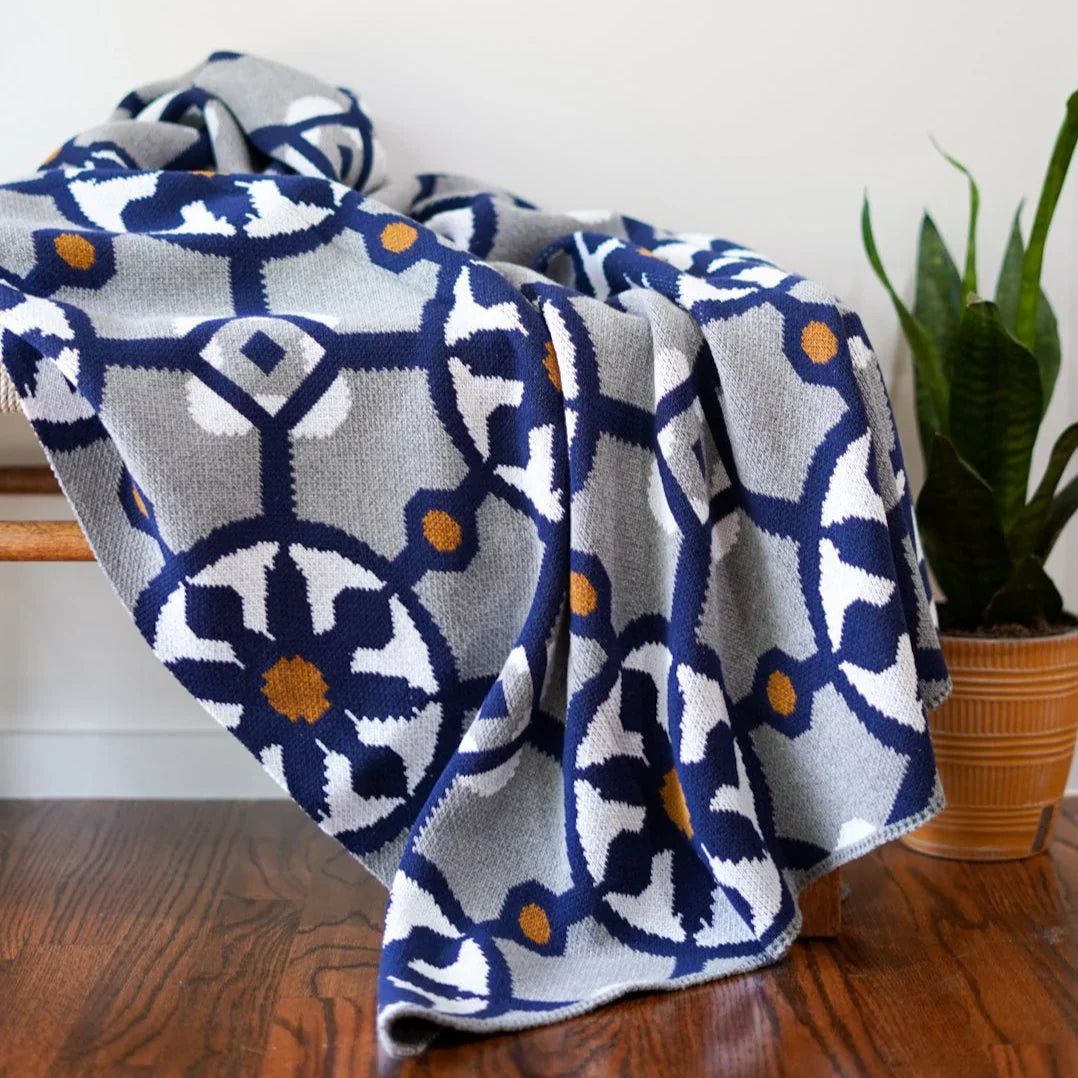 Seek & Swoon x ESCAPE: Throws That Tell a Story
