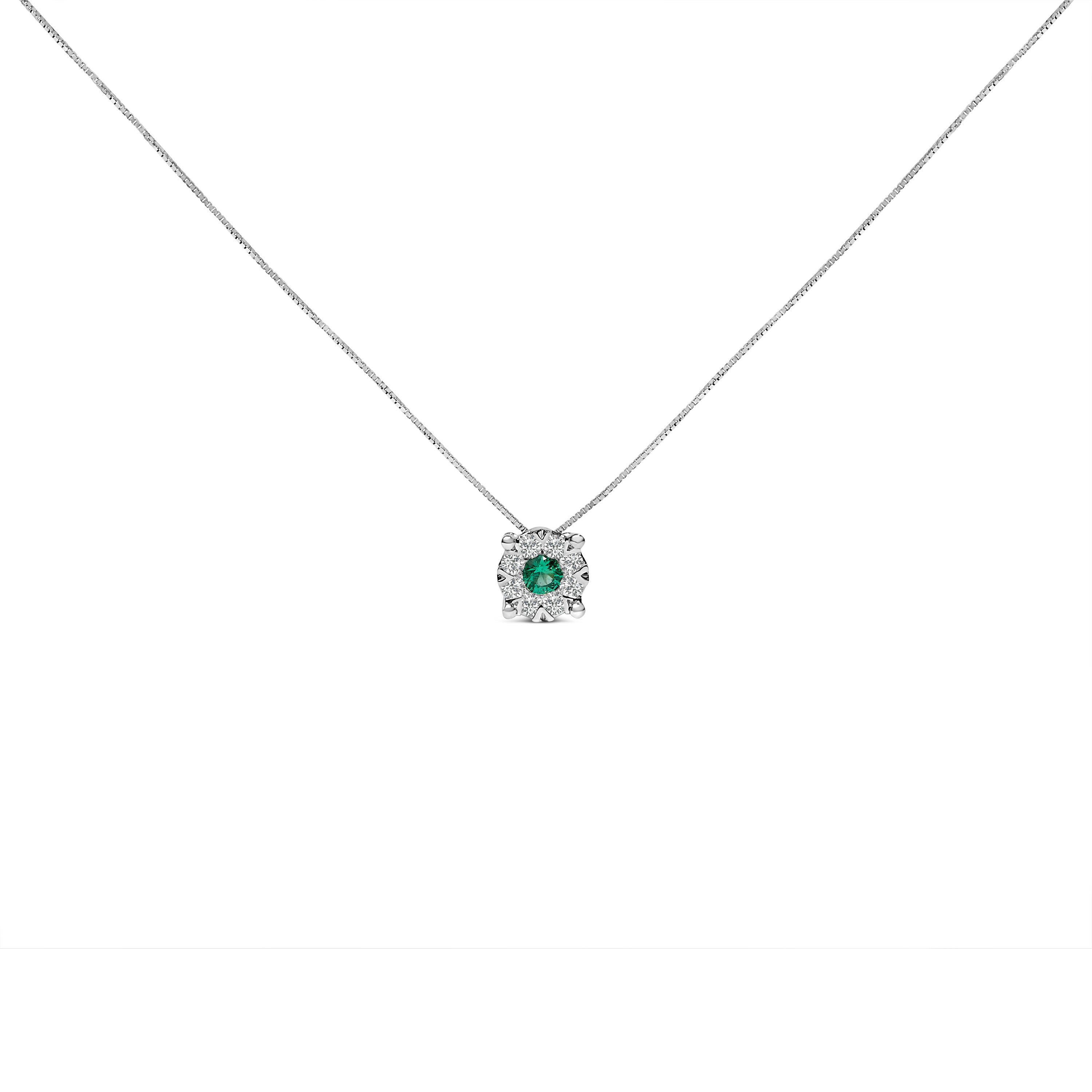 14K White Gold 3.8 MM Green Emerald and 1/3 Cttw Diamond Composite Halo 18" Pendant Necklace (F-G Color, VS2-SI1 Clarity)