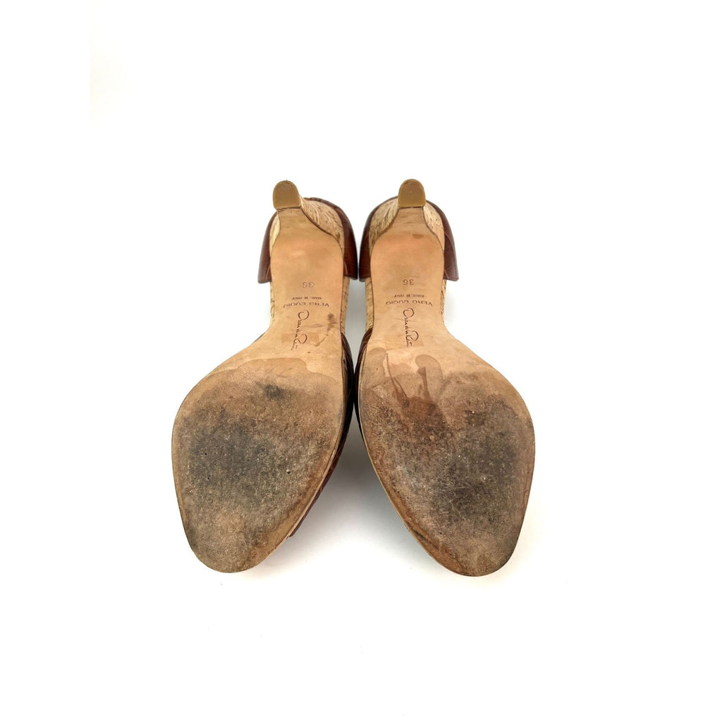 Oscar de la Renta Peep Toe Crocodile Cork Heel Shoe
