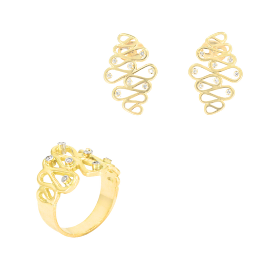 18K yellow gold set with organic wave-shaped design and diamonds. CHS-29788 / CHA-29789