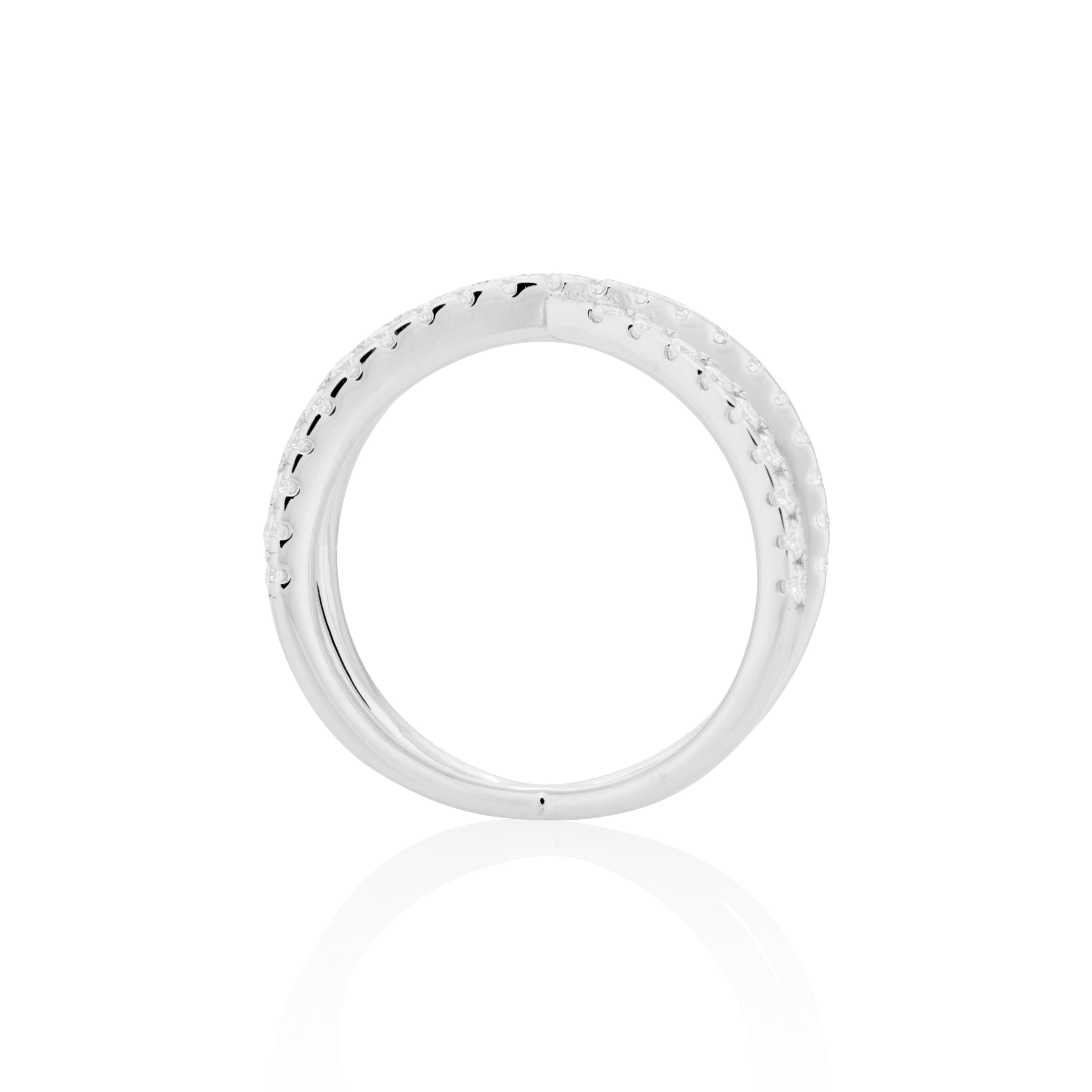 1.5mm Moissanite Infinity Ring in 925 Sterling Silver