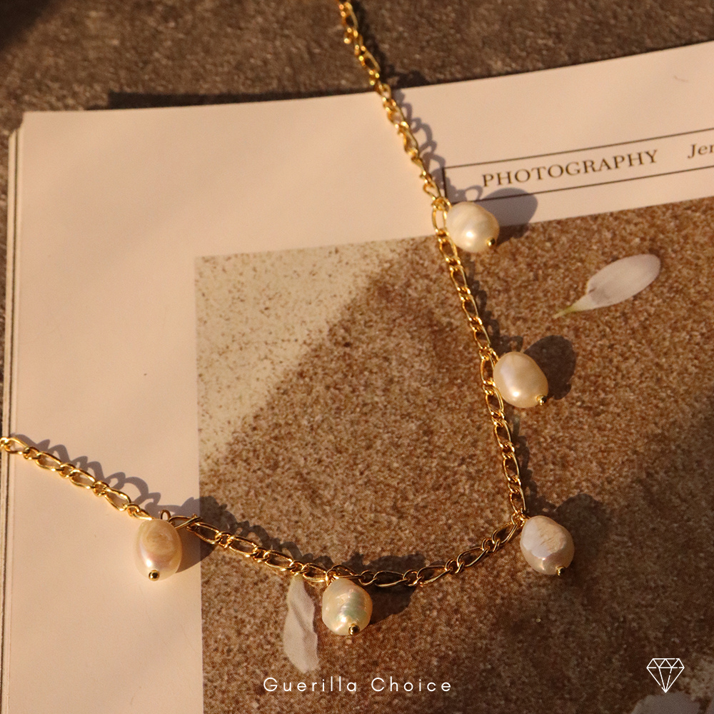PEARL CHARM 18K GOLD PLATED