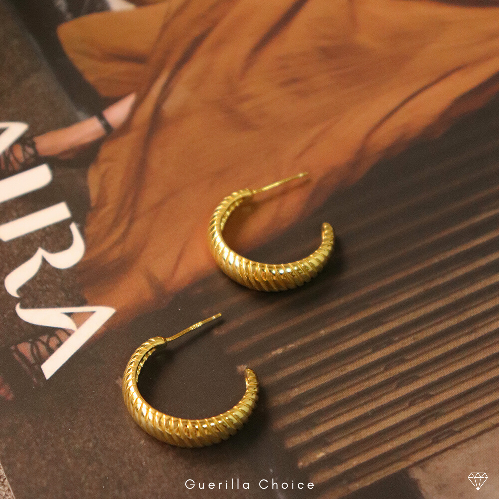 LA ELYSE GOLD EARRINGS
