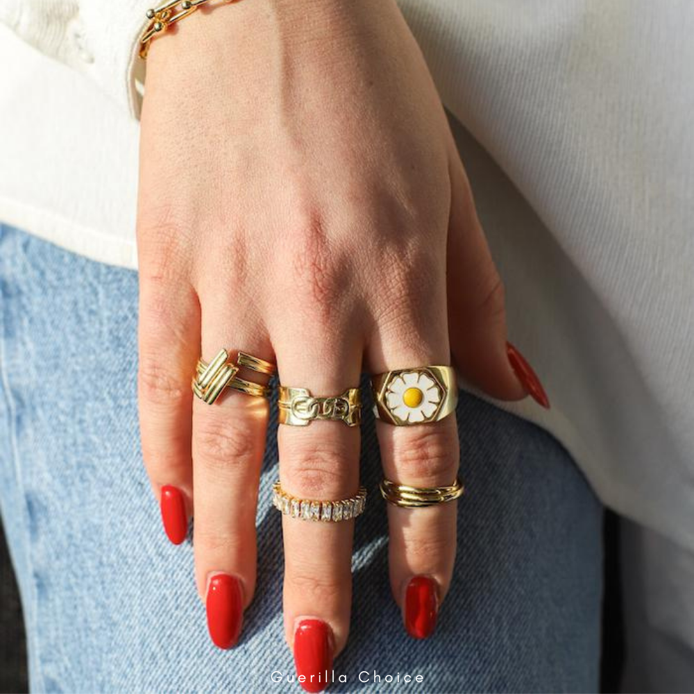 EVELINE BONHEUR FLOWER RING