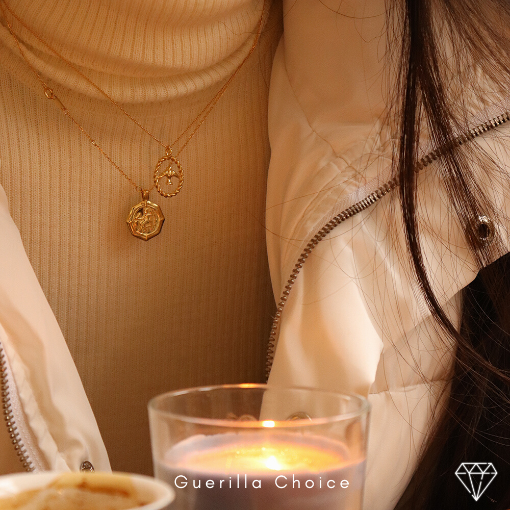 CHARM LE CLARISSE NECKLACE