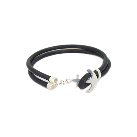 Leather bracelet with anchor clasp in 18K white gold. H-27