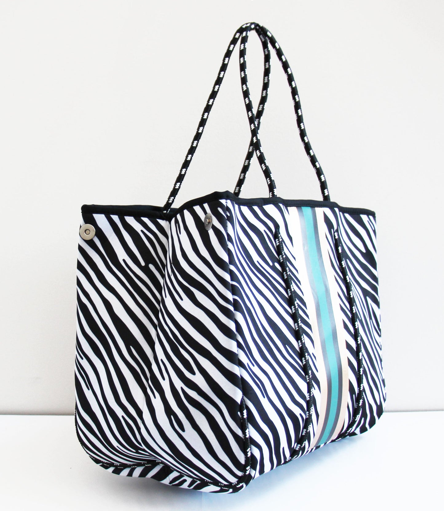 Summer Tote Zebra