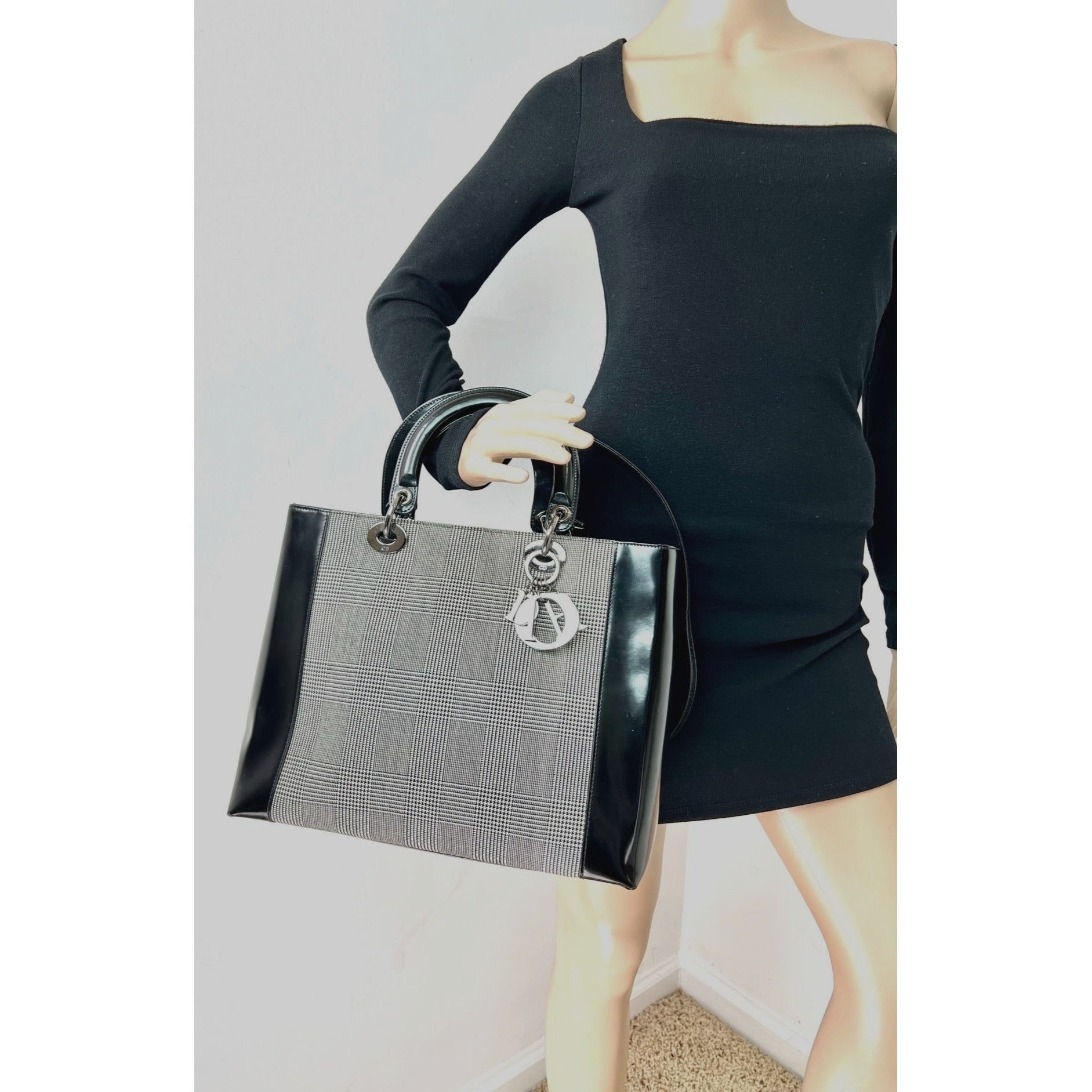 Christian Dior Large Lady Black Patent Leather Canvas Hand Bag