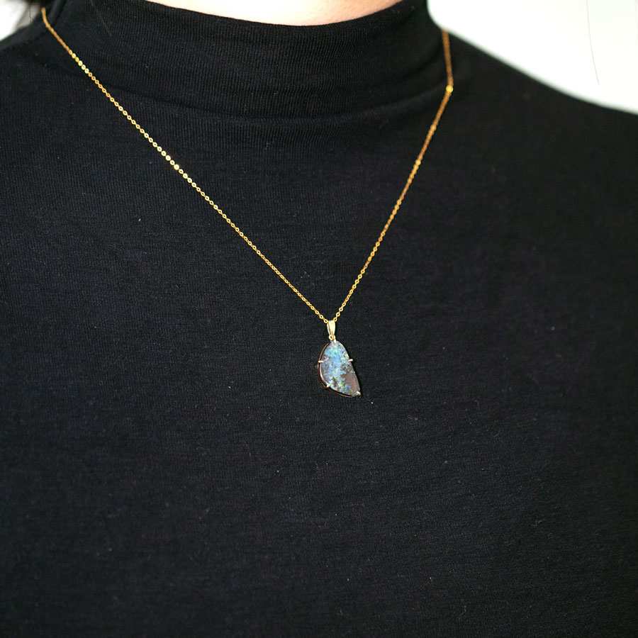 9.08ct Australian Boulder Opal Pendant Necklace 14K Yellow Gold