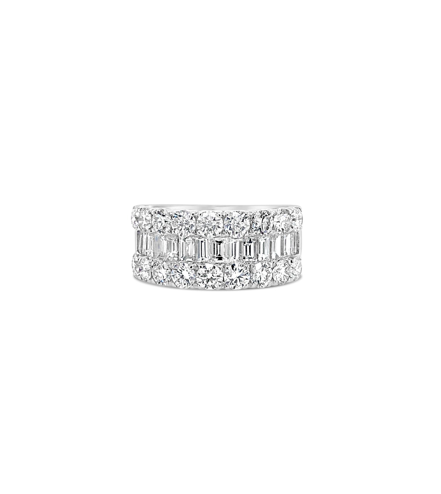 Baguette & Round Diamond Band