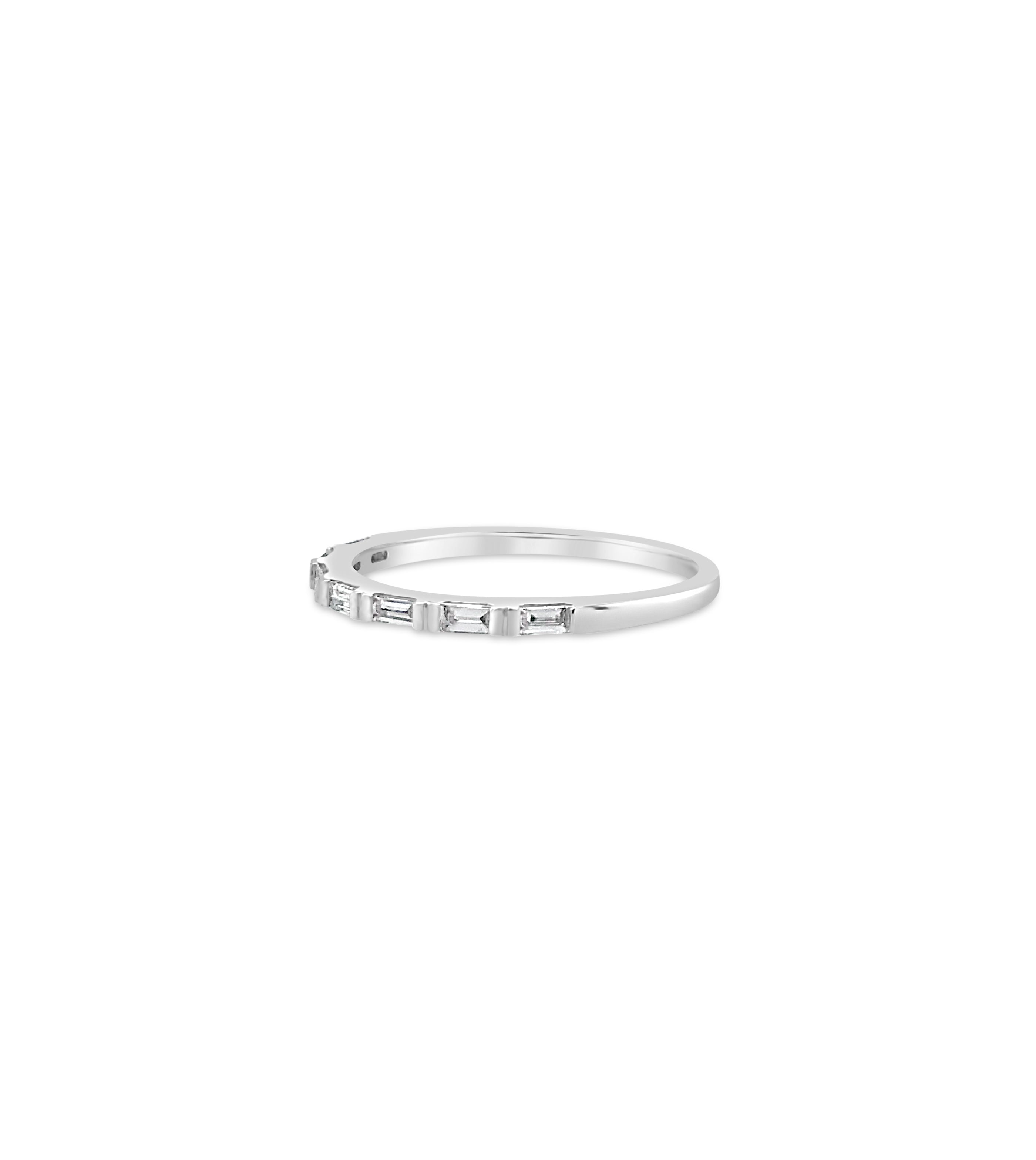 Diamond Baguette Bar Set Band