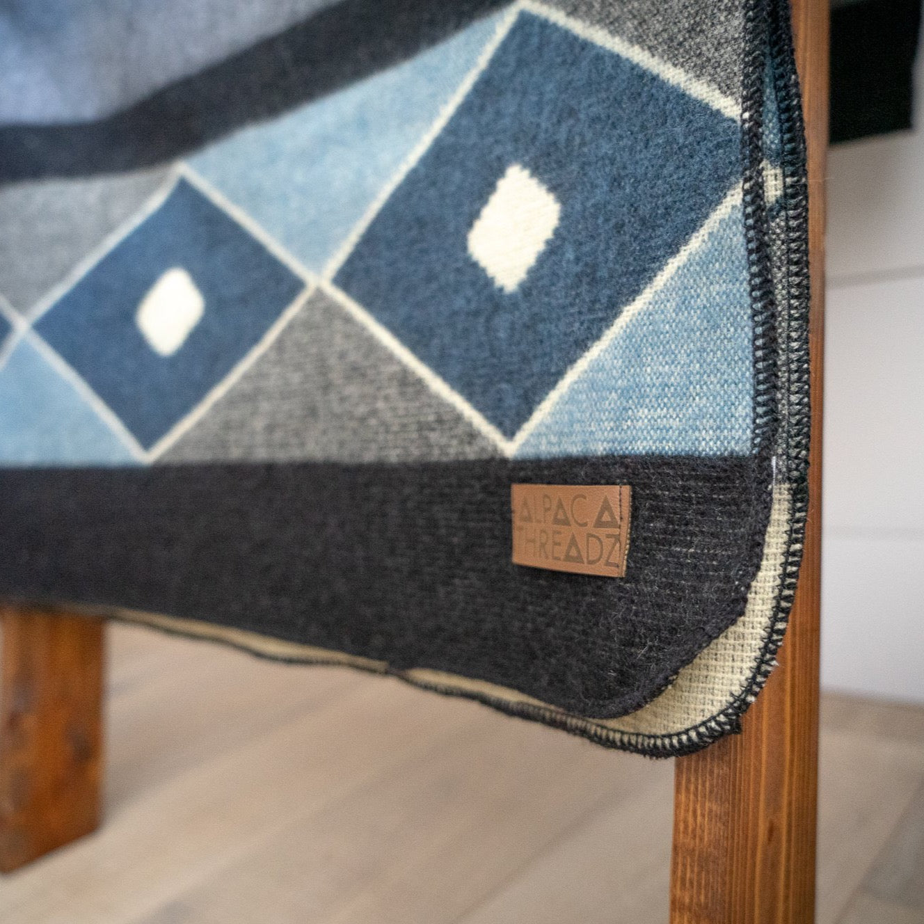 Andean Alpaca Wool Blanket - Midnight