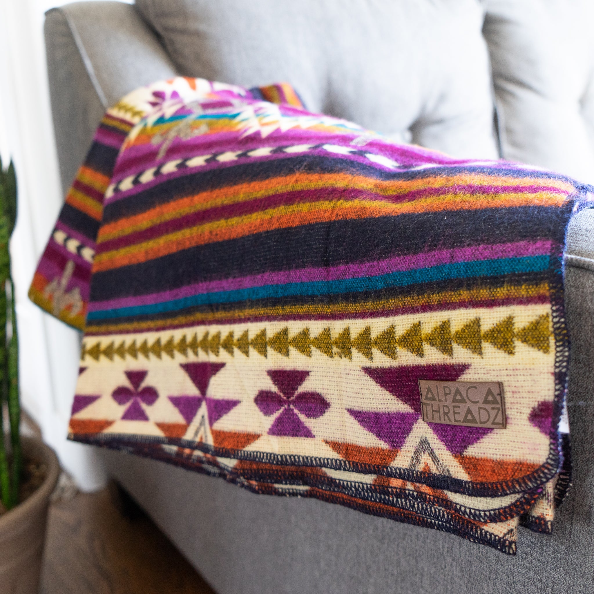 Andean Alpaca Wool Blanket - Amethyst