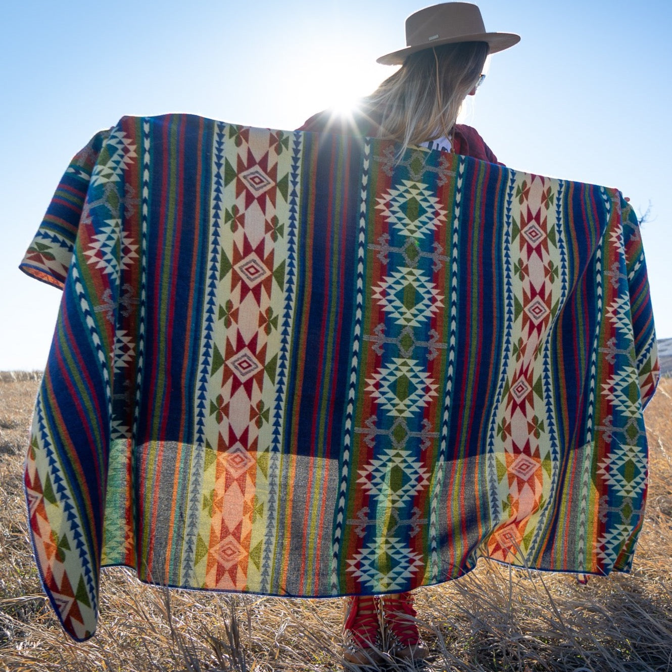 andean-alpaca-wool-blanket-galapagos