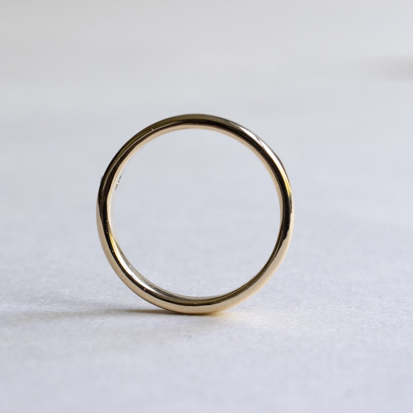 14k 3mm Sapphire Band