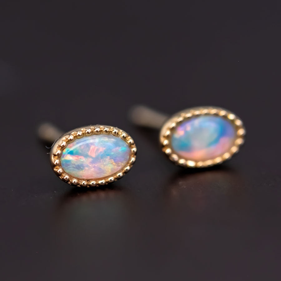 Delicate Oval Shaped Opal Stud Earrings 18K Yellow Gold