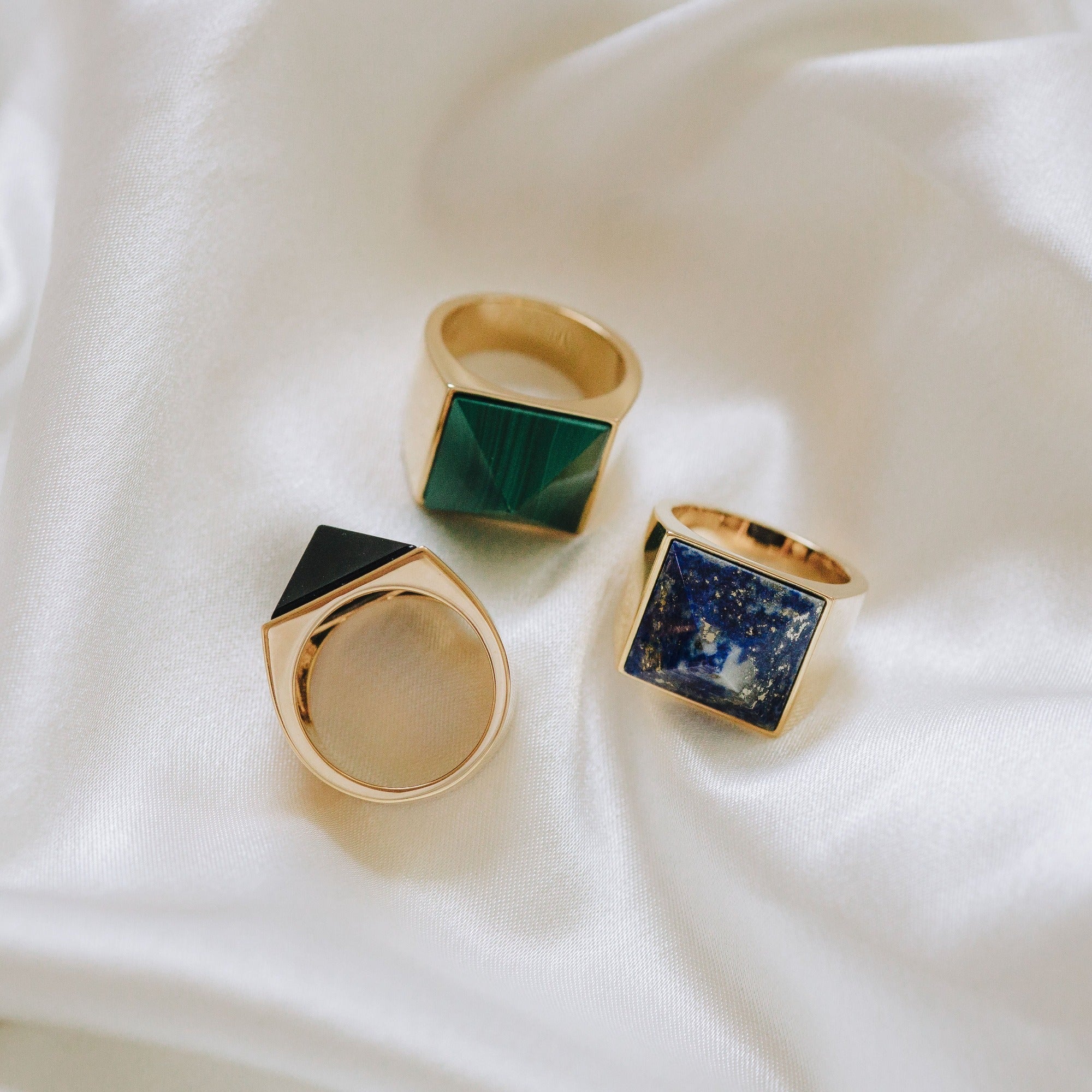 Pyramid Ring - Lapis Medium