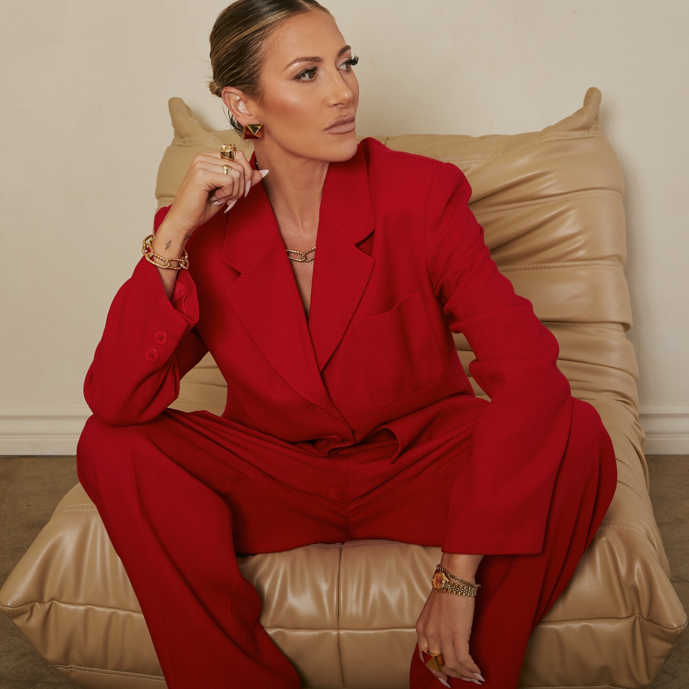 Pyramid Studs - Gold Grande