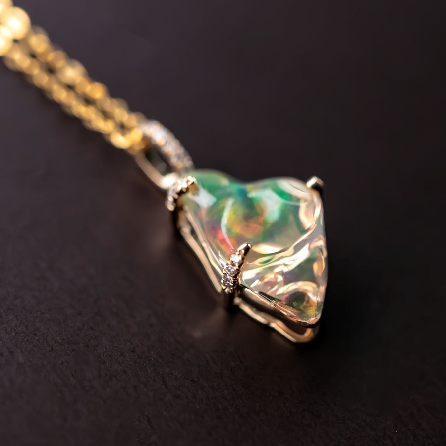 1.745ct Eternal Flame Mexican Fire Opal Diamond Necklace 18K Yellow Gold