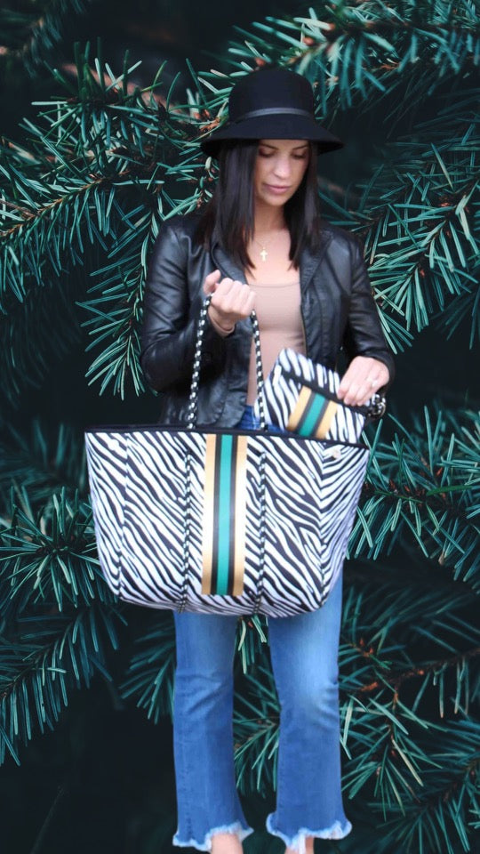 Summer Tote Zebra