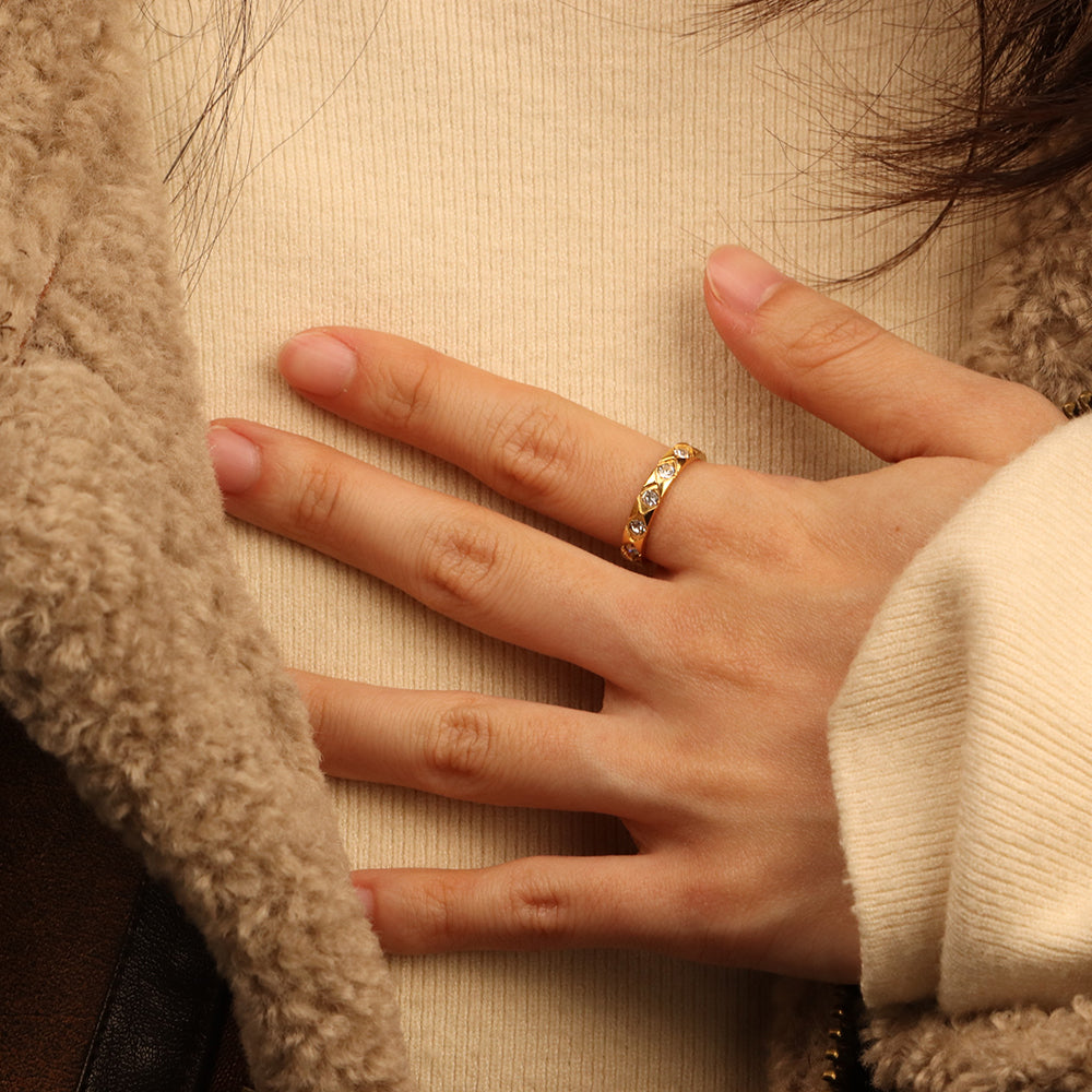 BERTHE LABELLE RING